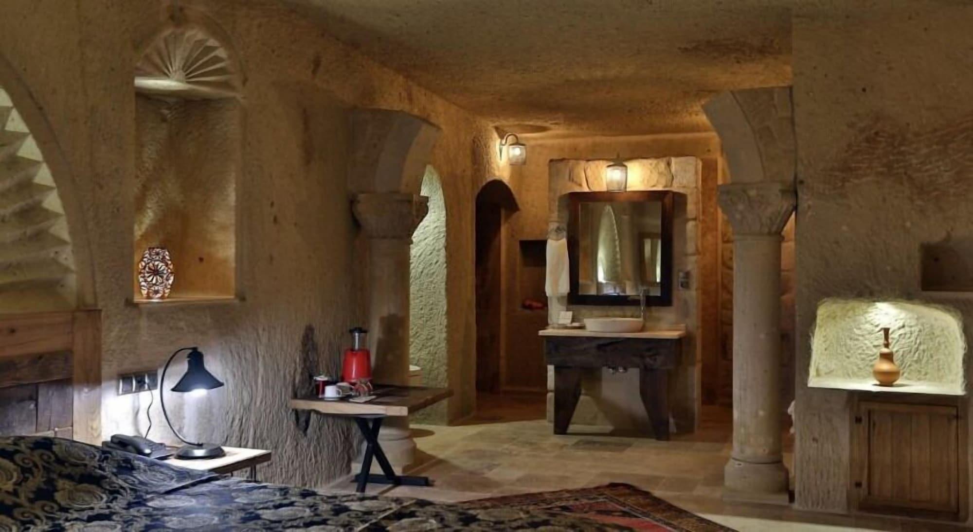 Mahzen Cave Hotel Ortahisar Esterno foto