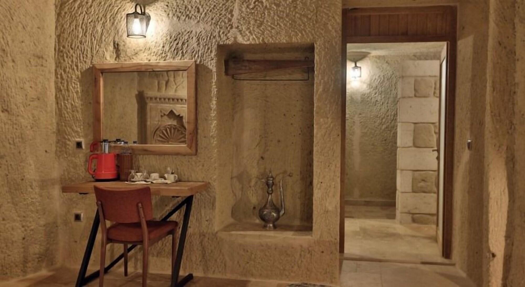 Mahzen Cave Hotel Ortahisar Esterno foto